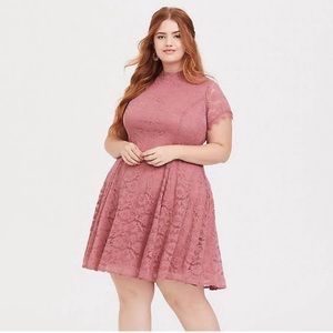 Torrid Rose Lace High Neck Dress Size 6